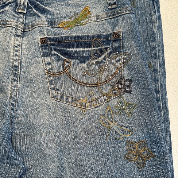LA Blues Bootcut Jeans Butterfly Embroidered Rhinestones Light Blue Wash Size 6 - Picture 11 of 14